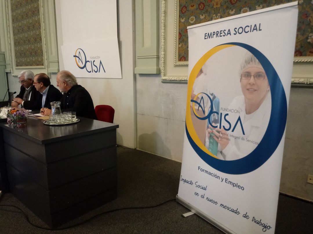 Responsables de la Fundación CISA en la presentación del ajuste de empleo en el grupo de empresas de inserción Responsables de la Fundación CISA en la presentación del ajuste de empleo en el grupo de empresas de inserción