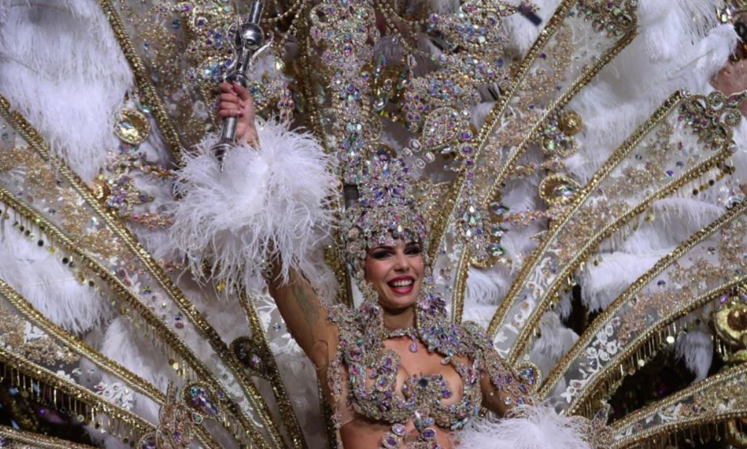 La Reina del Carnaval del año pasado. La Reina del Carnaval del año pasado.