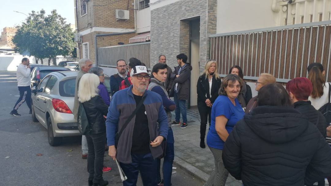 Suspendido el desahucio de una familia con dos menores en el sector Sur