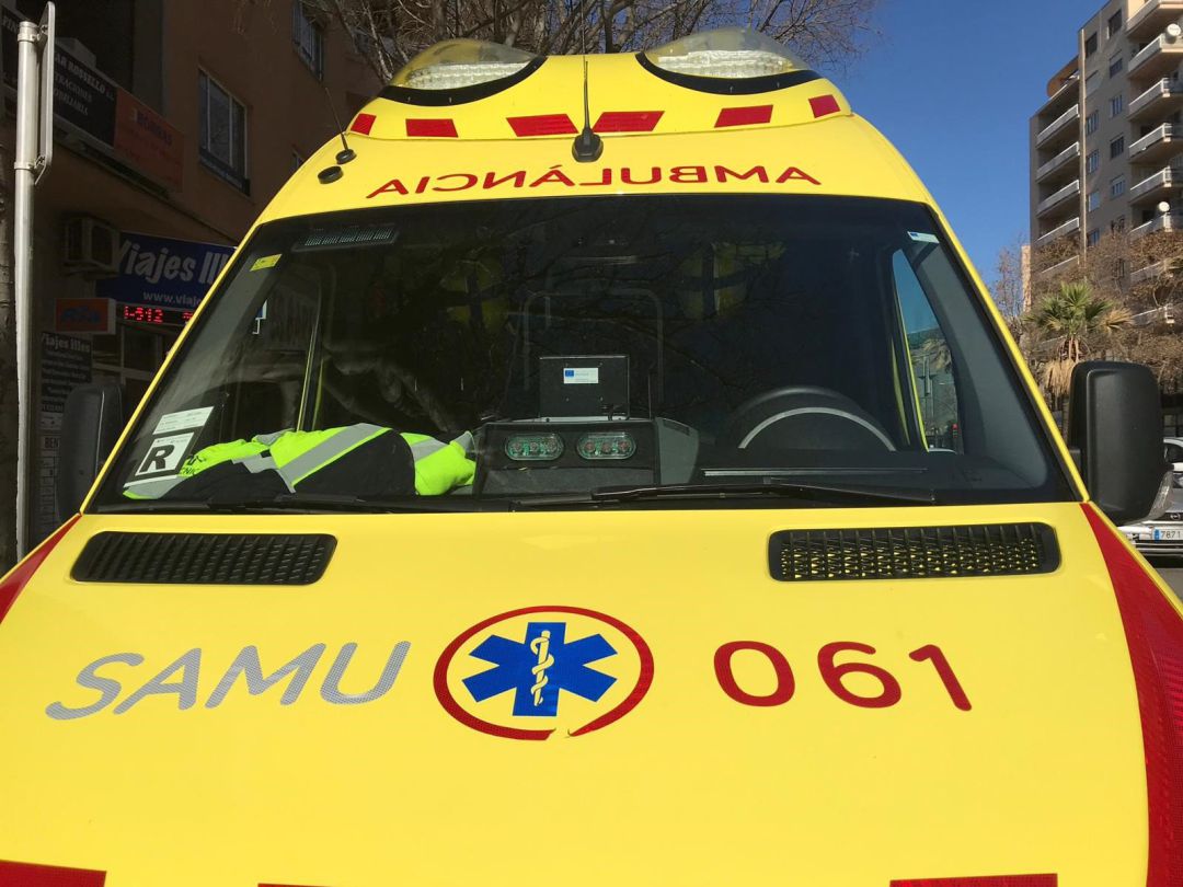 Imagen de recurso de una ambulancia del SAMU 061. Imagen de recurso de una ambulancia del SAMU 061.