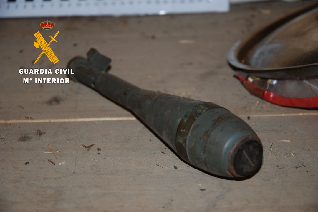 Uno de los artefactos encontrados Uno de los artefactos encontrados