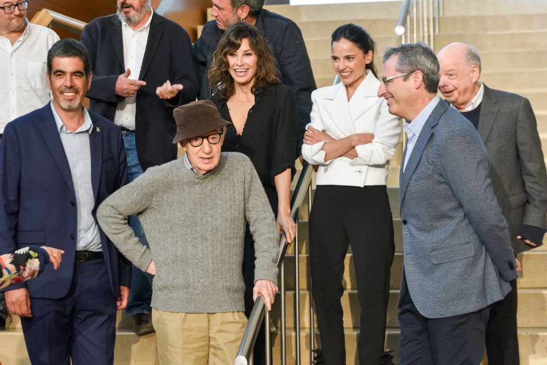 El alcalde San Sebastián, Eneko Goia, Woody Allen, las actrices Gina Gershon y Elena Anaya, el diputado general de Gipuzkoa, Markel Olano y el actor Wally Shawn. El alcalde San Sebastián, Eneko Goia, Woody Allen, las actrices Gina Gershon y Elena Anaya, el diputado general de Gipuzkoa, Markel Olano y el actor Wally Shawn.