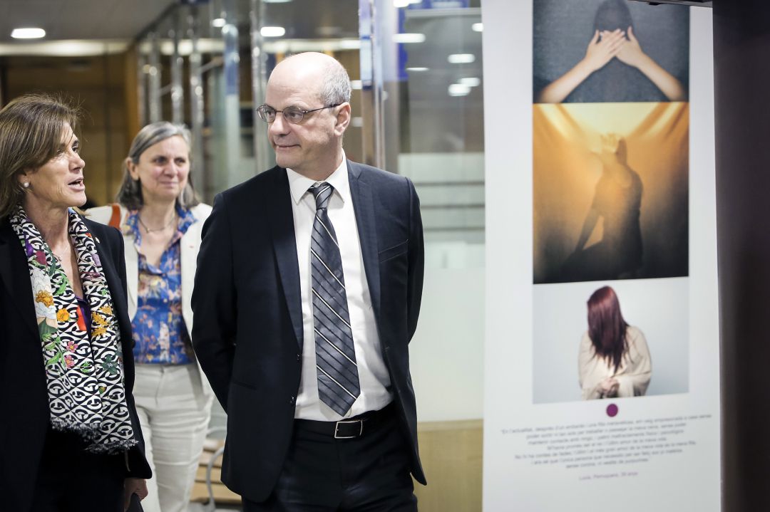 El ministre d'Educació francès, Jean-Michel Blanquer, amb la titular d'Educació andorrana, Ester Vilarrubla, i l'ambaixadora de França a Andorra, Jocelyne Caballero, durant la visita oficial del mandatari gal a Andorra. El ministre d'Educació francès, Jean-Michel Blanquer, amb la titular d'Educació andorrana, Ester Vilarrubla, i l'ambaixadora de França a Andorra, Jocelyne Caballero, durant la visita oficial del mandatari gal a Andorra.