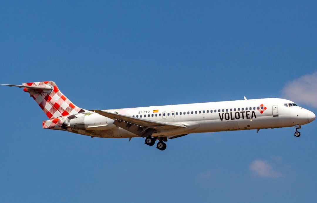 Un avión de Volotea durante un vuelo comercial. Un avión de Volotea durante un vuelo comercial.