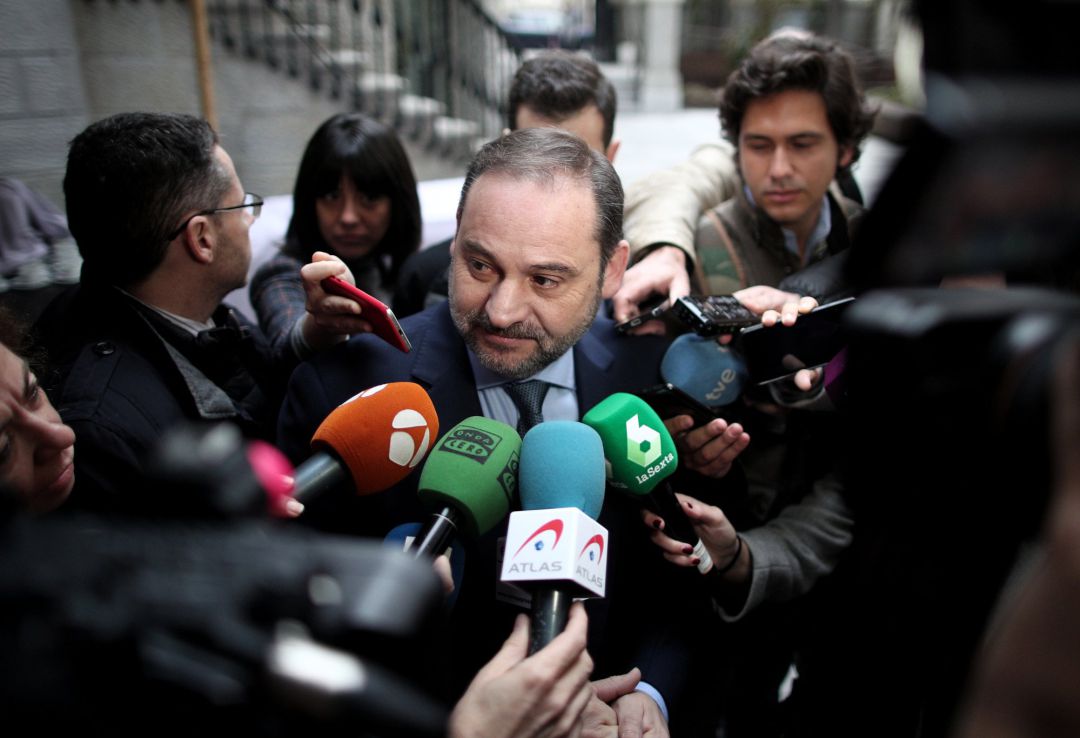 El ministro de Transportes, Movilidad y Agenda Urbana, José Luis Ábalos. El ministro de Transportes, Movilidad y Agenda Urbana, José Luis Ábalos.