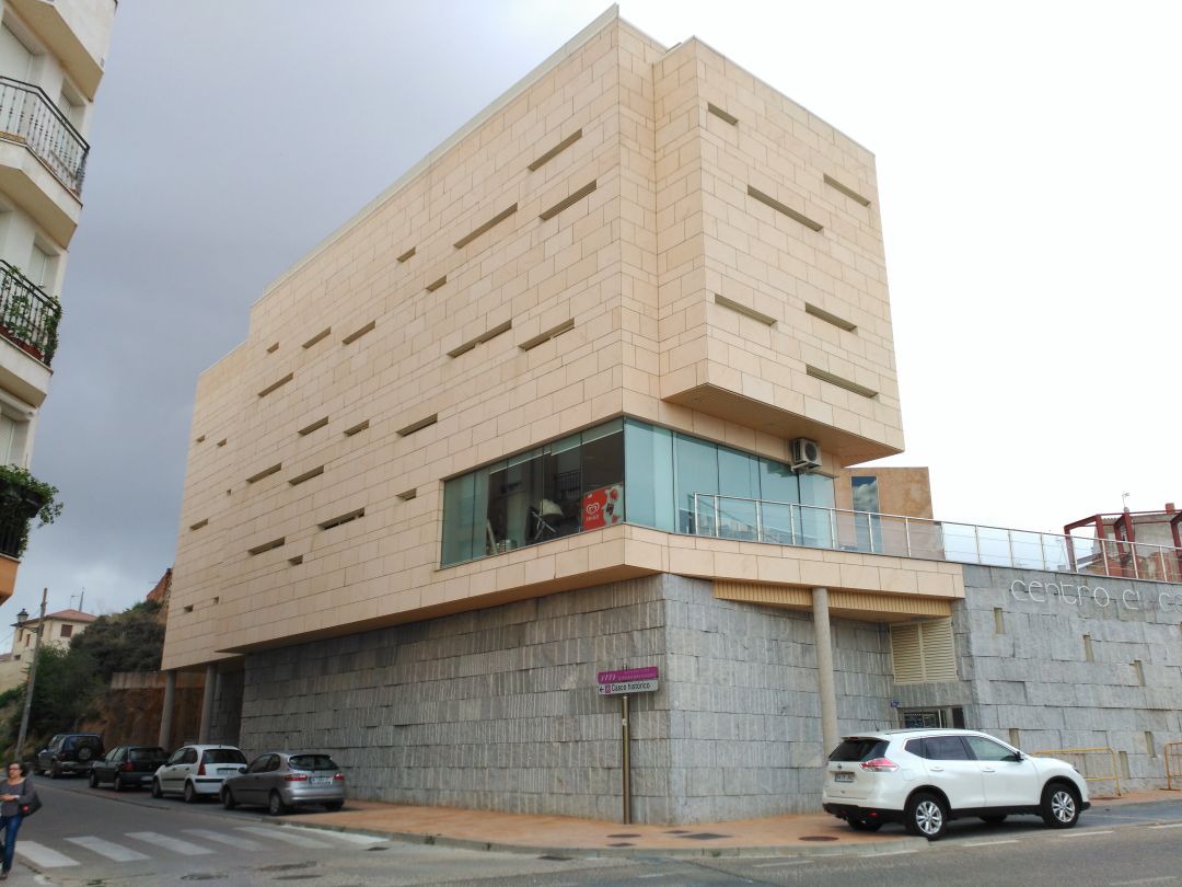 Centro Cívico de Roa Centro Cívico de Roa