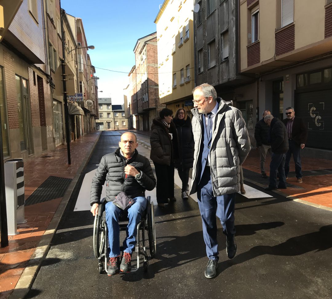 El alcalde de Ponferrada y el representante de AMBI El alcalde de Ponferrada y el representante de AMBI