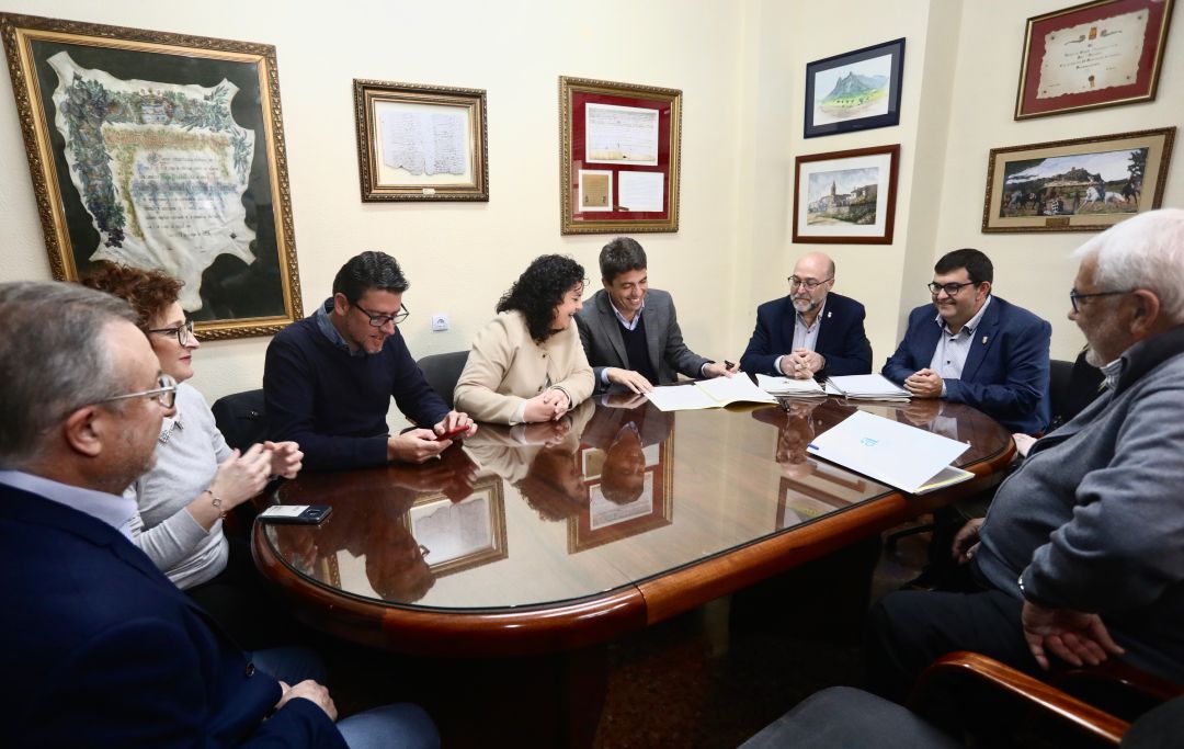 Visita del presidente de la Diputación de Alicante a Sax Visita del presidente de la Diputación de Alicante a Sax