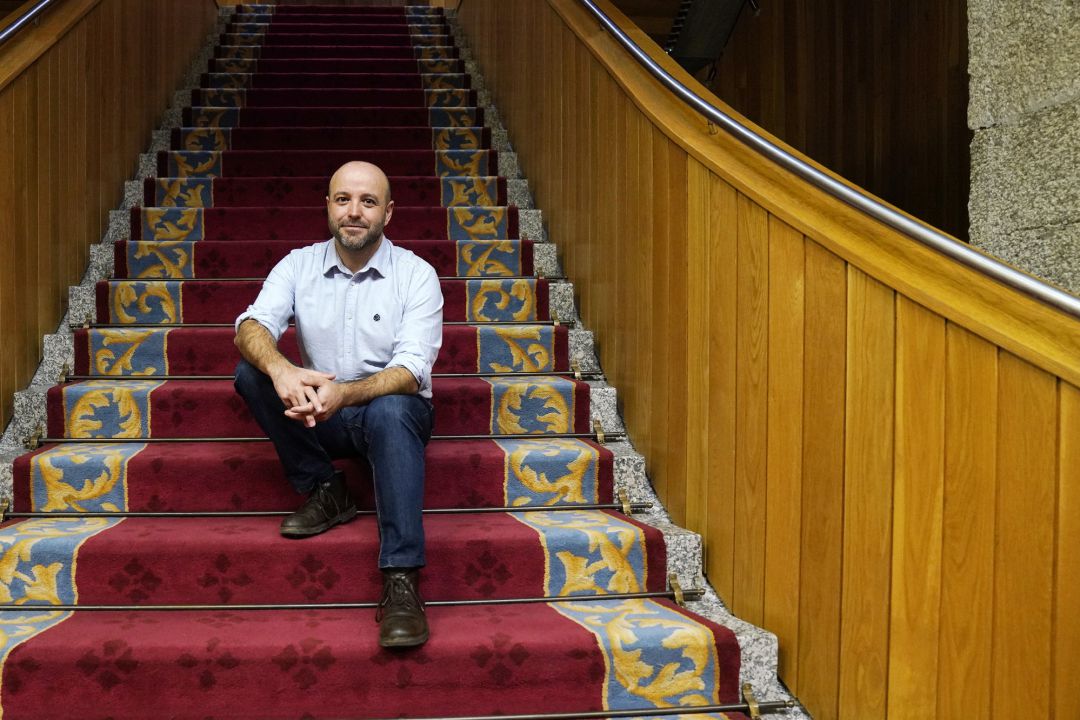 El portavoz de En Marea en el Parlamento de Galicia, Luís Villares, posa en el Parlamento de Galicia, en Santiago de Compostela Galicia (España) a 16 de enero de 2020. El portavoz de En Marea en el Parlamento de Galicia, Luís Villares, posa en el Parlamento de Galicia, en Santiago de Compostela Galicia (España) a 16 de enero de 2020.