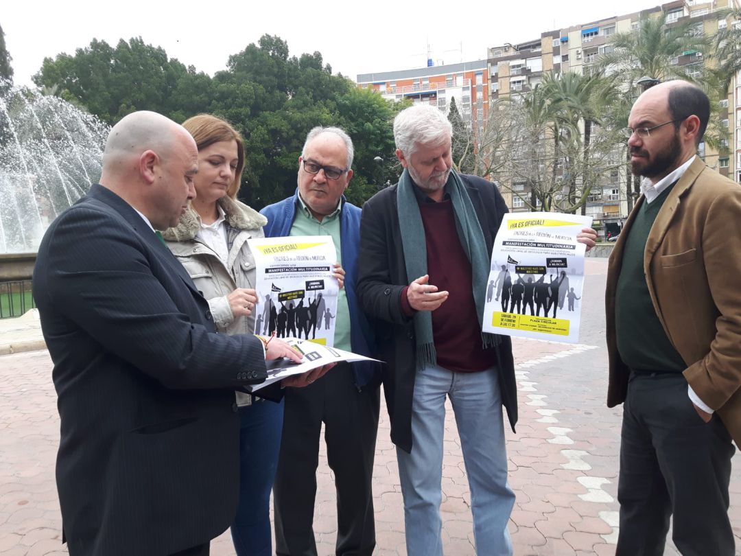 Padres convocantes de la manifestación del próximo 29 de febrero Padres convocantes de la manifestación del próximo 29 de febrero