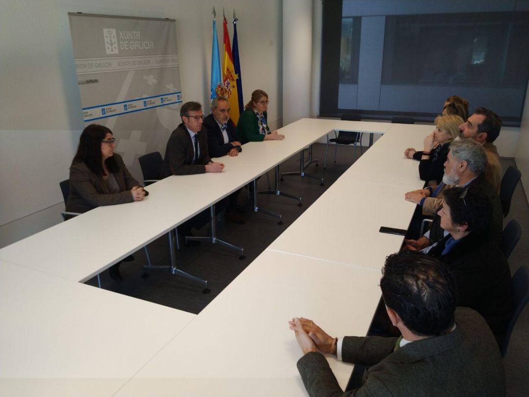 Reunión en la Delegación de la Xunta de Galicia en Pontevedra Reunión en la Delegación de la Xunta de Galicia en Pontevedra