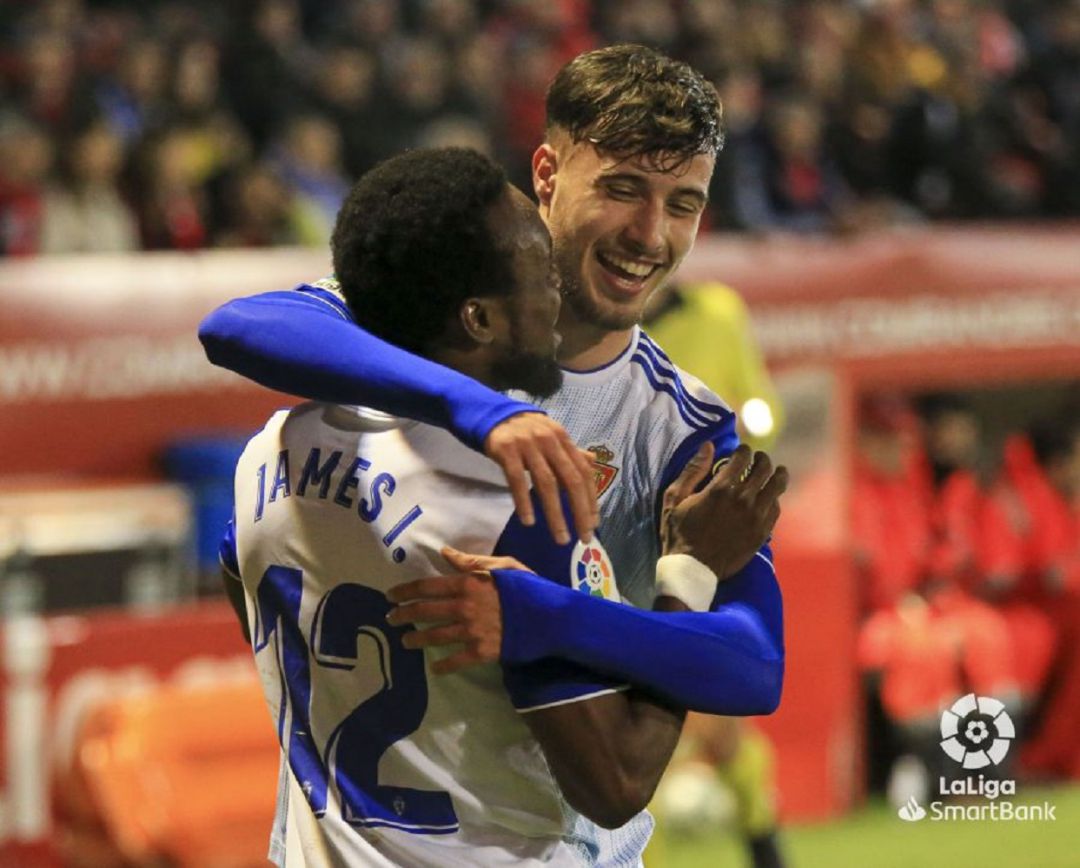 James Igbekeme y Javi Puado celebran el gol del centrocampista nigeriano James Igbekeme y Javi Puado celebran el gol del centrocampista nigeriano