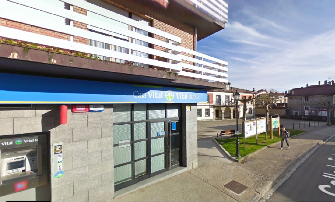 Oficina de Kutxabank en Izarra Oficina de Kutxabank en Izarra