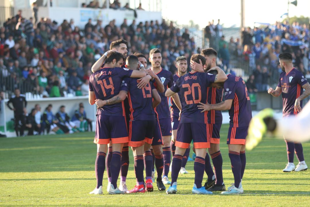 Plantilla del Marbella en Sanlúcar. Plantilla del Marbella en Sanlúcar.