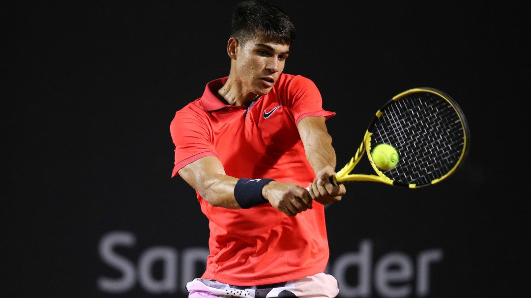 Carlos Alcaraz cae ante Federico Coria en un final de infarto