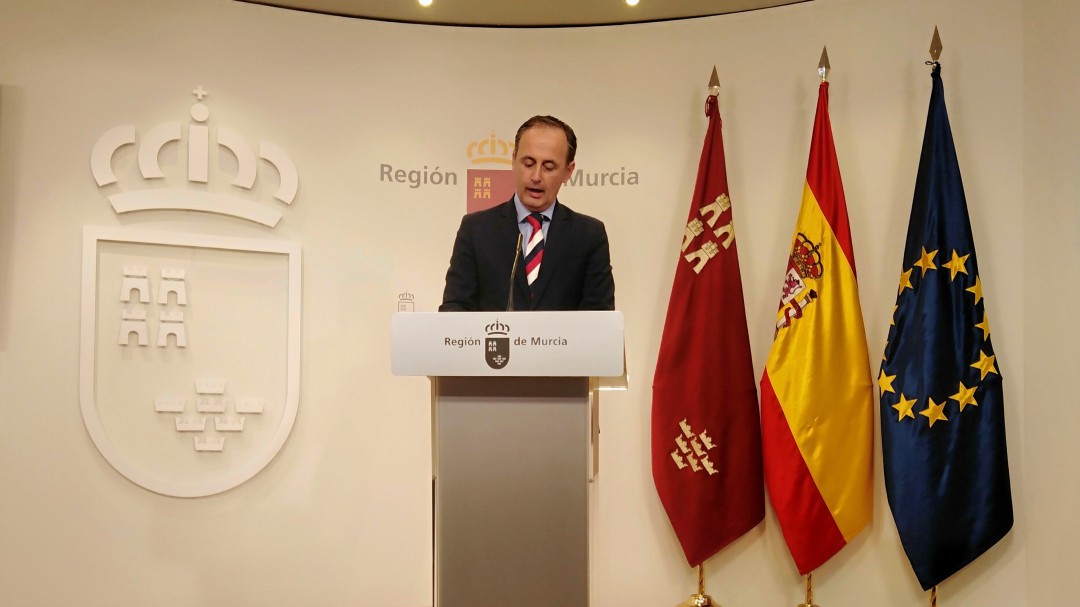 El Gobierno no ve razones para reunirse con Celáa hasta que se resuelva el recurso sobre el pin parental