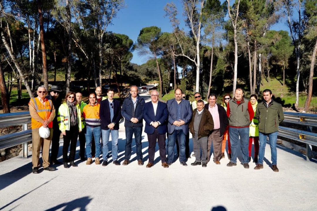 Abierto el vado sobre el rio Jándula Abierto el vado sobre el rio Jándula