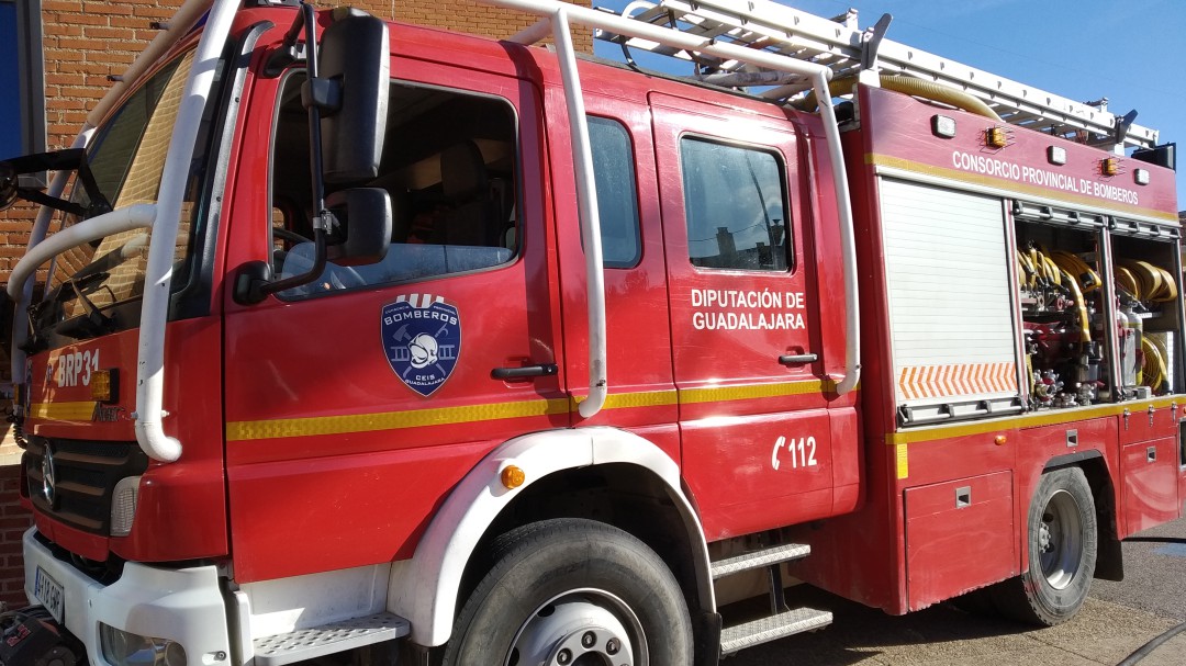Un hombre muere en Hontoba (Guadalajara) atrapado por la rueda de un tractor