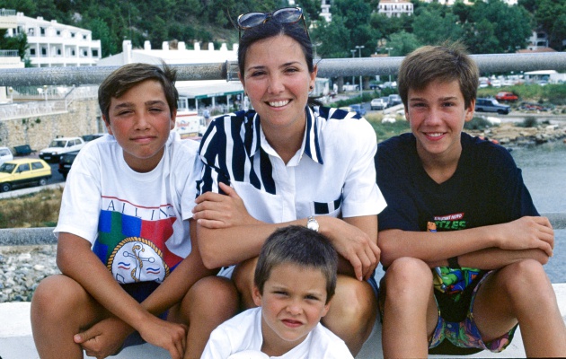 Rita Irasema con su familia Rita Irasema con su familia