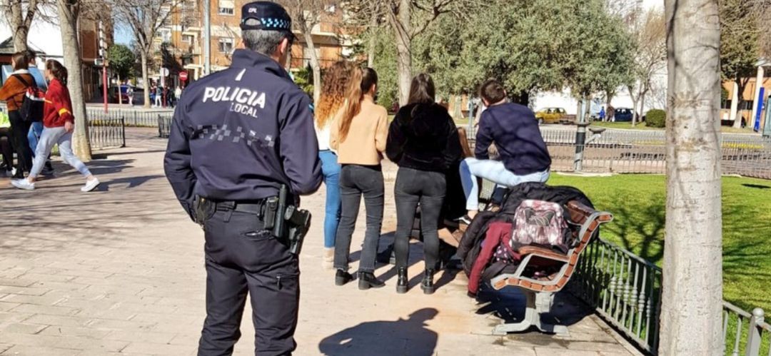 Imagen de este 'Jueves lardero' en una zona verde de la ciudad Imagen de este 'Jueves lardero' en una zona verde de la ciudad