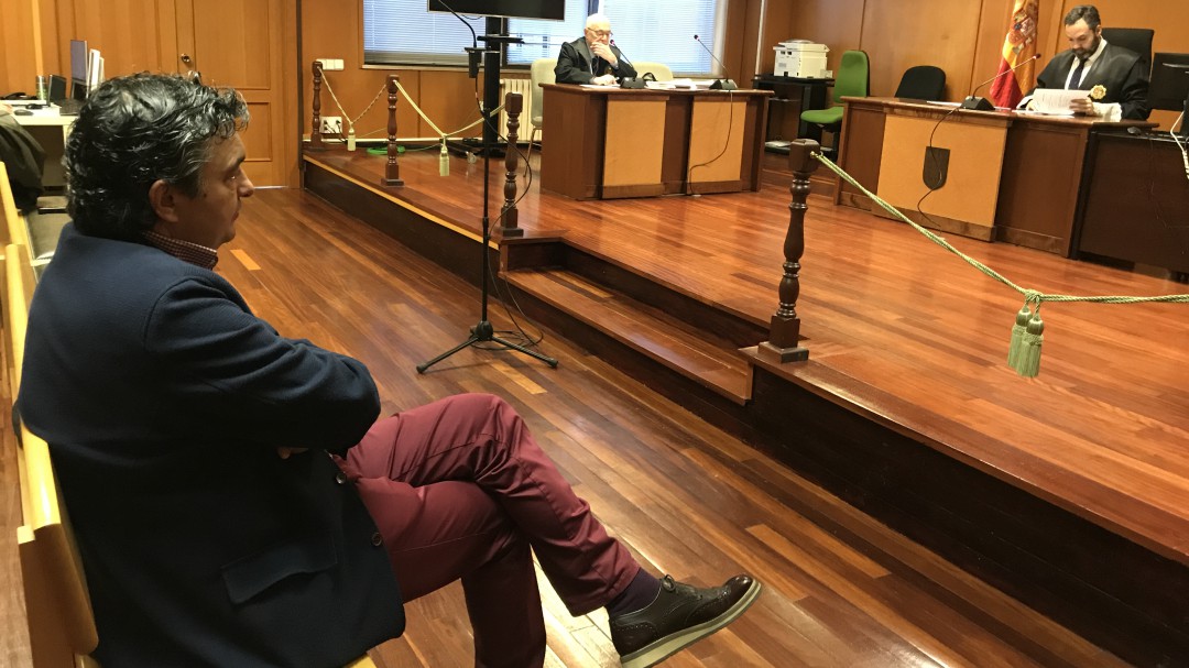 José Luis Ramón se querellará contra un empresario que habla de una "trama" para extraer áridos en el Bayo