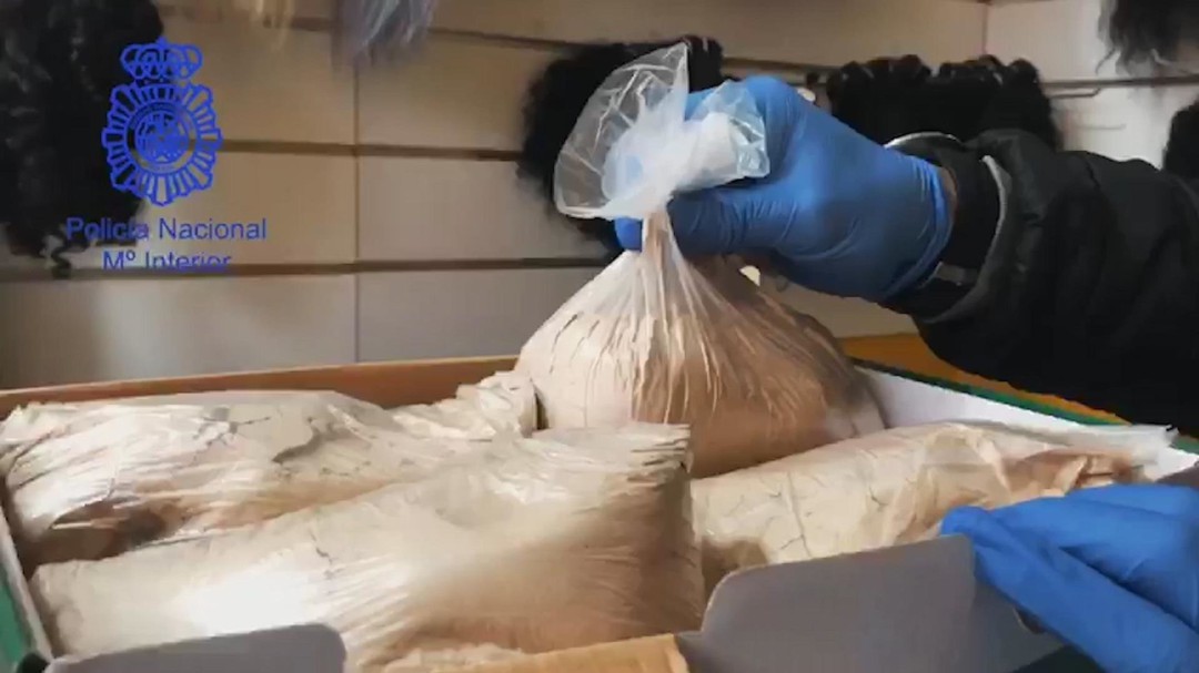 Decomisados 14 kg de heroína en Bilbao tras investigación iniciada en El Prat