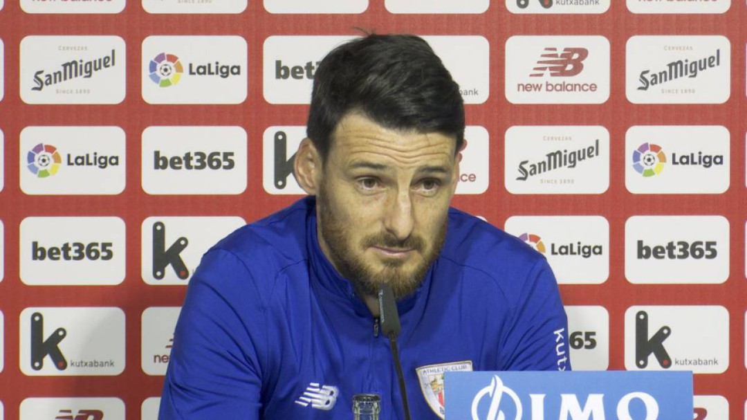 El Deportivo Alavés despide a Aduriz