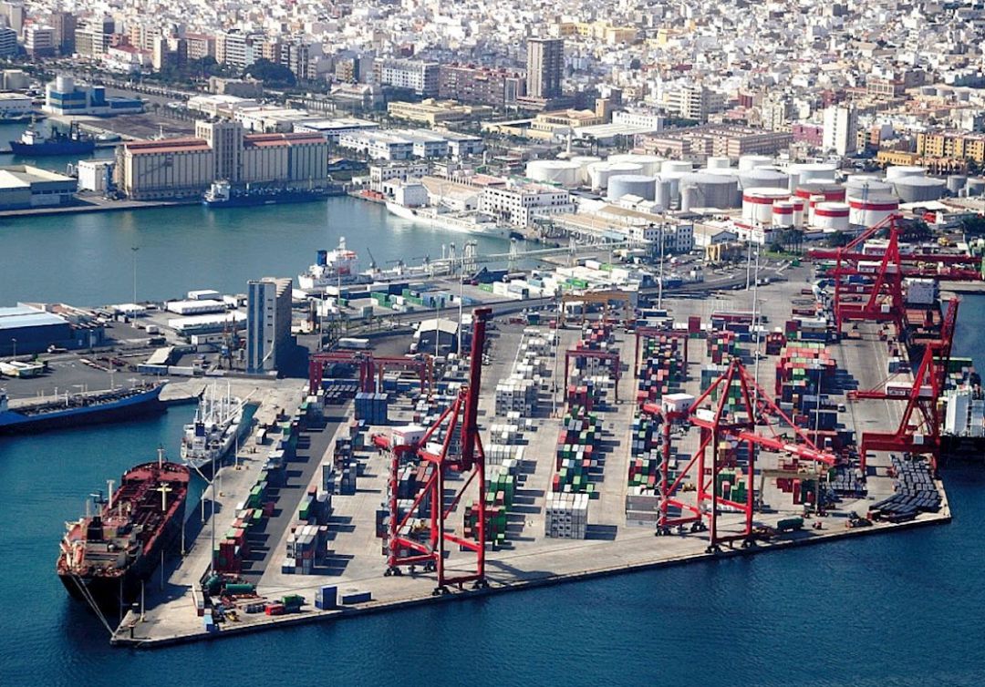 Puerto de la Luz y de Las Palmas Puerto de la Luz y de Las Palmas