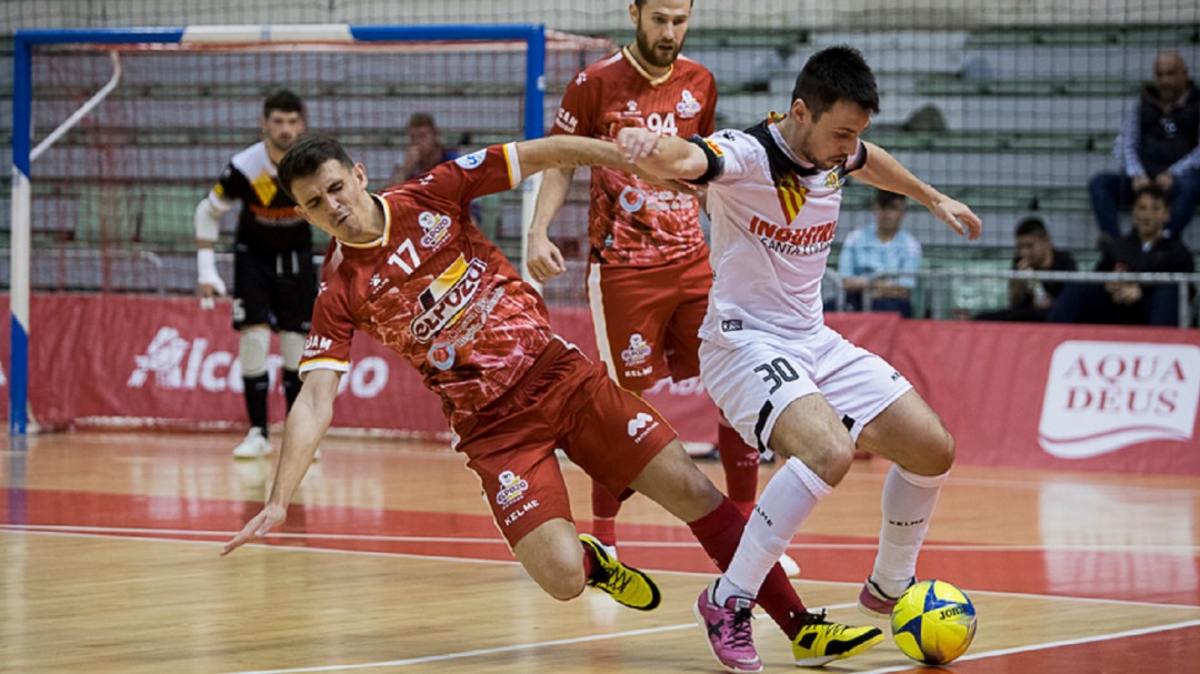 Paradynski se viste de héroe para darle el empate a ElPozo Murcia