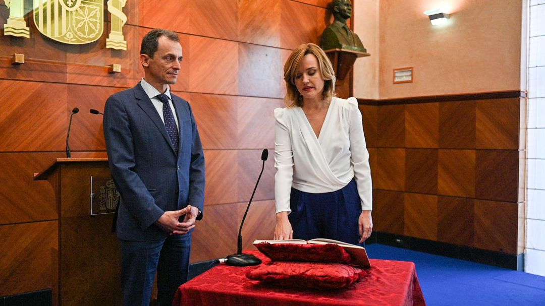 Pilar Alegría, promete su cargo frente al ministro Pedro Duque Pilar Alegría, promete su cargo frente al ministro Pedro Duque