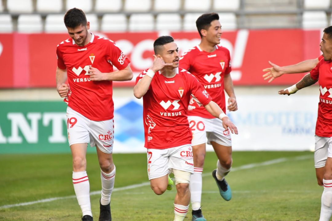 Josue Dorrio celebra el tercer gol del Real Murcia ante el UCAM Josue Dorrio celebra el tercer gol del Real Murcia ante el UCAM