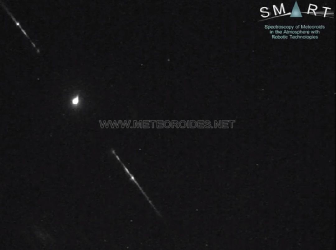 Bola de fuego generada por el impacto de una roca contra la atmósfera y detectada por el Complejo Astronómico de La Hita Bola de fuego generada por el impacto de una roca contra la atmósfera y detectada por el Complejo Astronómico de La Hita