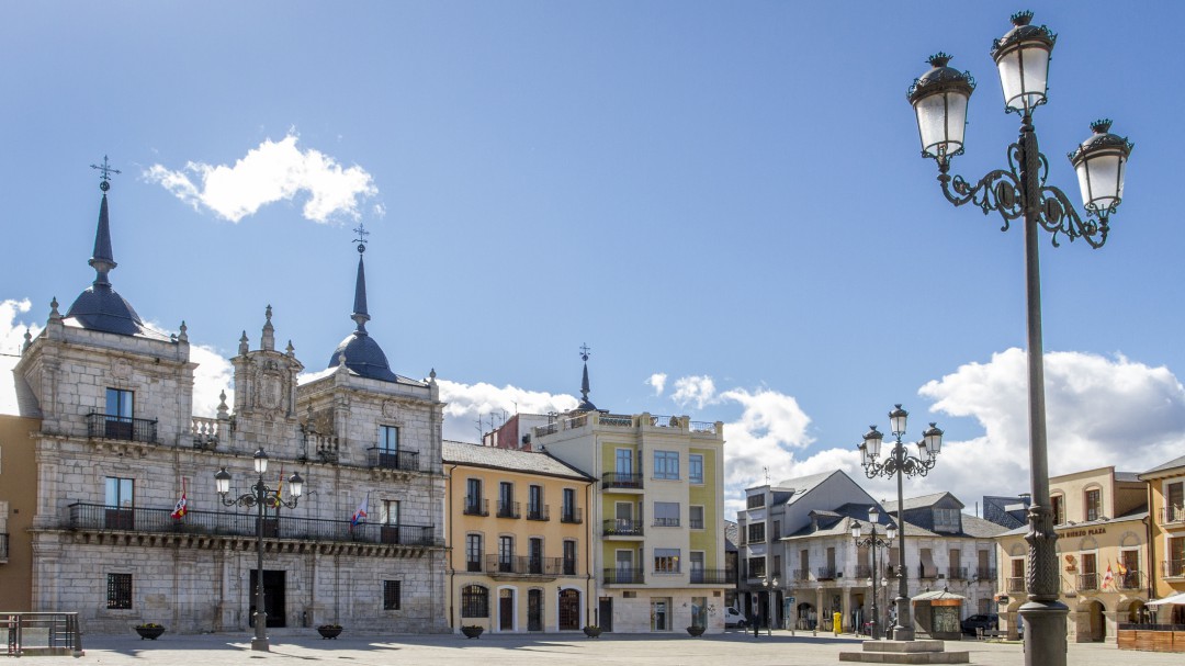 El ayuntamiento de Ponferrada hace pública la convocatoria de diez plazas