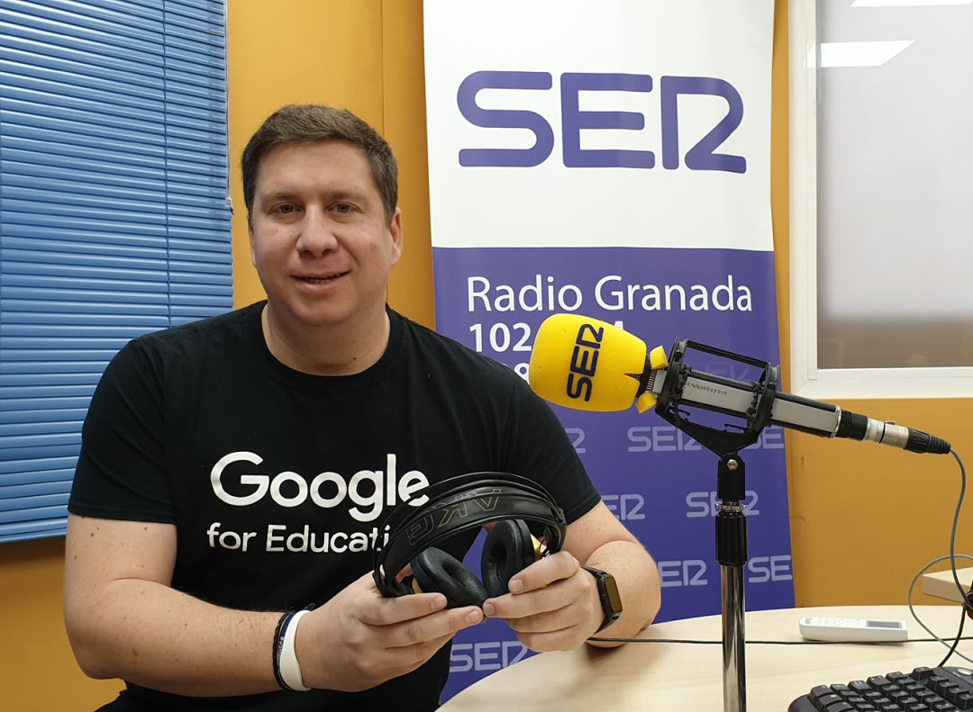 El responsable de Google for Education en España, Gonzalo Romero, en los estudios de Radio Granada El responsable de Google for Education en España, Gonzalo Romero, en los estudios de Radio Granada