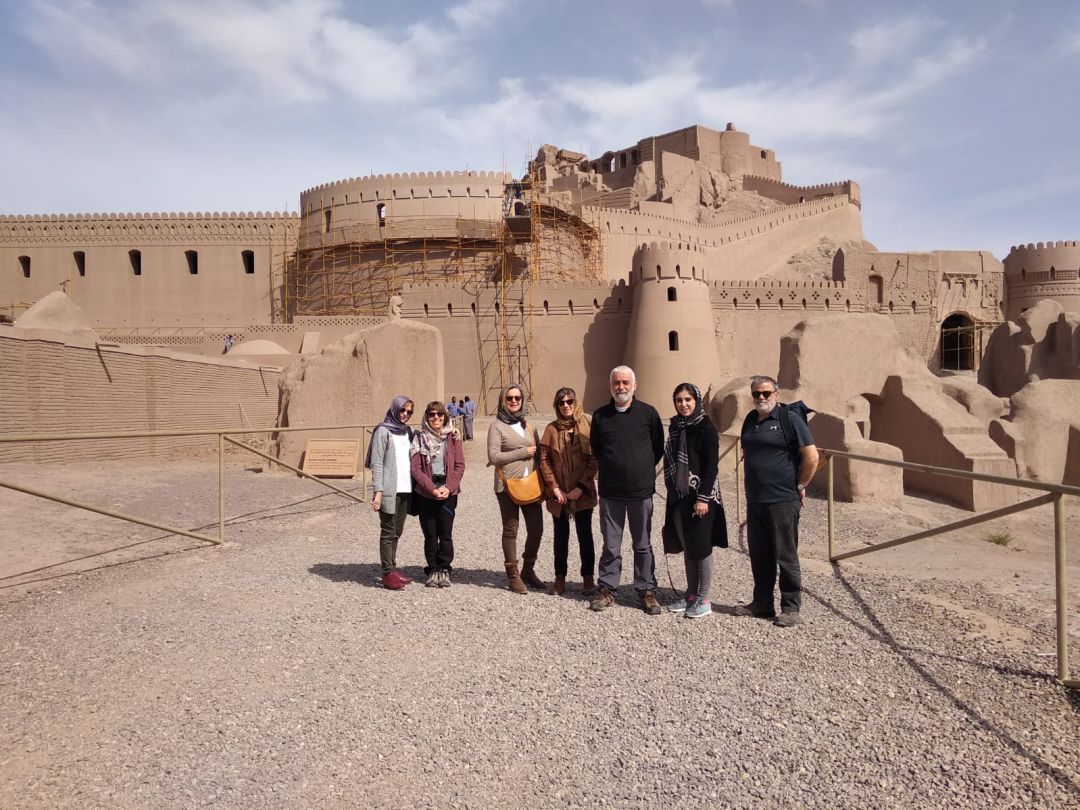 Fotografía del grupo de siete valencianos que habían viajado a Irán para hacer turismo. Fotografía del grupo de siete valencianos que habían viajado a Irán para hacer turismo.