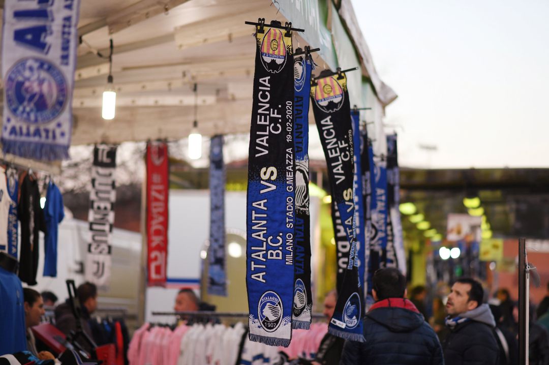Miles de aficionados del Valencia CF viajaron la semana pasada a Milán para el partido de Champions entre el equipo y el Atalanta Miles de aficionados del Valencia CF viajaron la semana pasada a Milán para el partido de Champions entre el equipo y el Atalanta