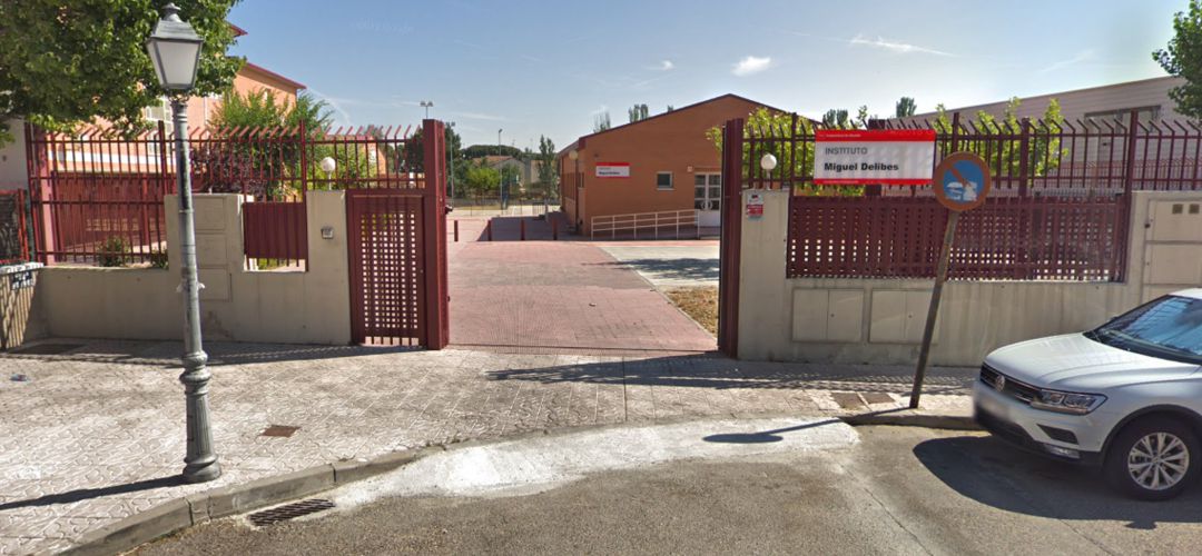 El IES Miguel Delibes de Torrejón de la Calzada es uno de los que se incorpora al bilingüismo El IES Miguel Delibes de Torrejón de la Calzada es uno de los que se incorpora al bilingüismo