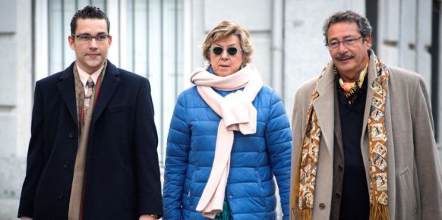 Barreiro acude al Supremo acompañada de sus abogados Barreiro acude al Supremo acompañada de sus abogados