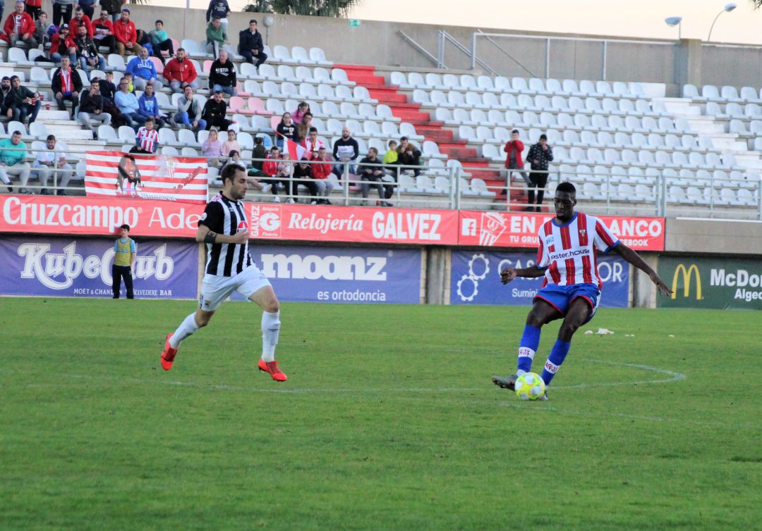 Bijimine en un partido. Bijimine en un partido.