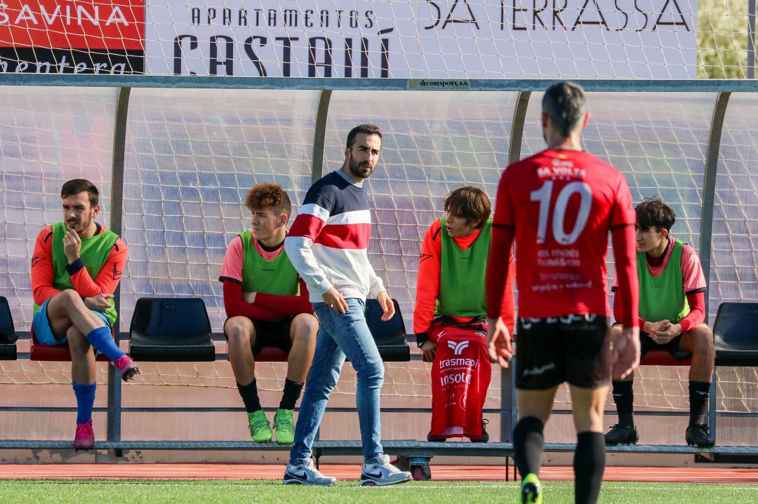 Iván Gómez deja de ser entrenador del Formentera Iván Gómez deja de ser entrenador del Formentera