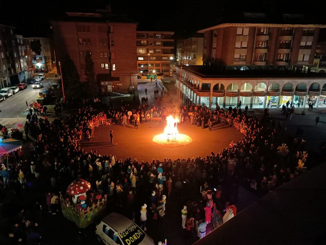 El Carnaval de Guardo cierra sus puertas con gran éxito de participación El Carnaval de Guardo cierra sus puertas con gran éxito de participación
