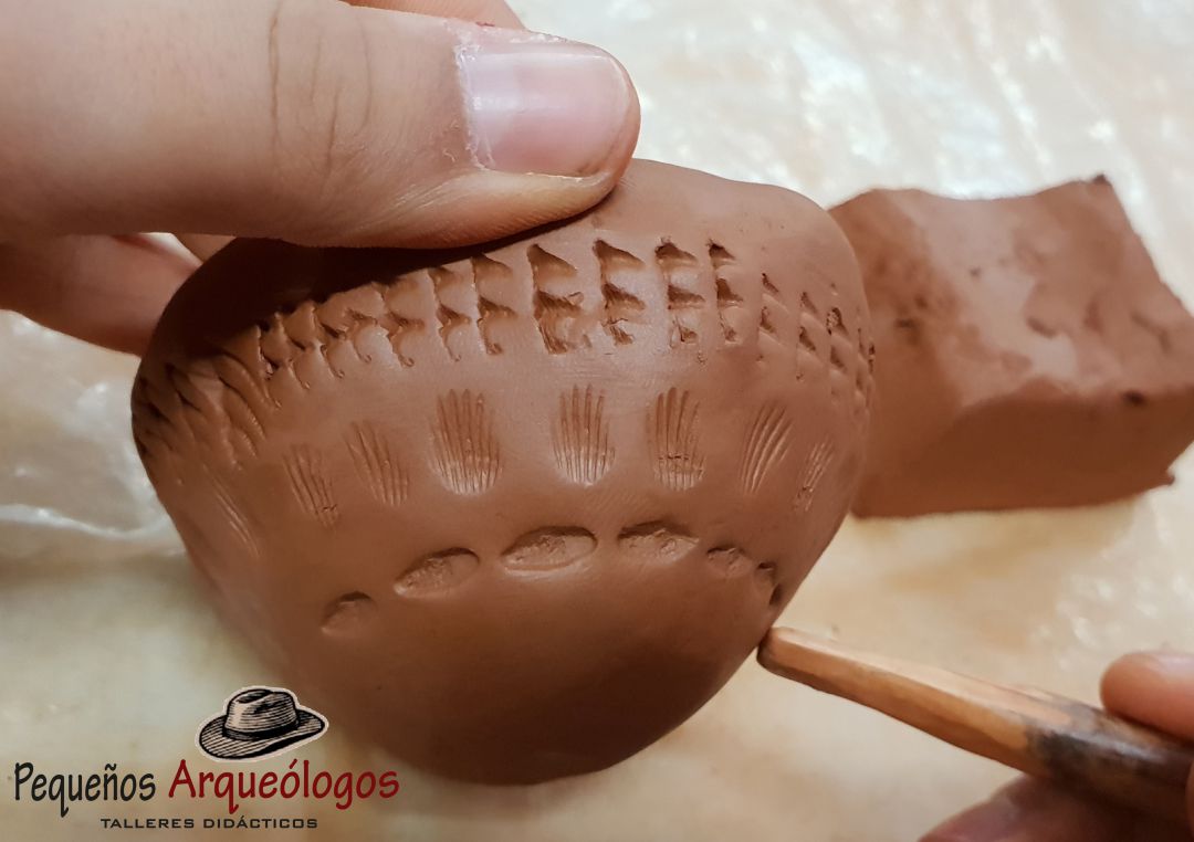 Arqueología y Cerámica en Familia en el Museo Ruiz de Luna Arqueología y Cerámica en Familia en el Museo Ruiz de Luna