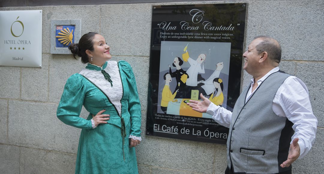 EL CAFÉ DE LA ÓPERA Y EL HOTEL ÓPERA EL CAFÉ DE LA ÓPERA Y EL HOTEL ÓPERA