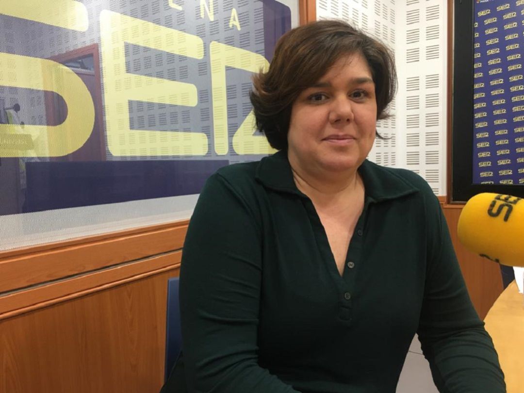 Celia Jiménez. Chef cordobesa reconocida por la Guía Repsol, en el estudio de Radio Córdoba Cadena SER Celia Jiménez. Chef cordobesa reconocida por la Guía Repsol, en el estudio de Radio Córdoba Cadena SER