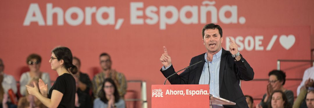 Gonzalo Caballero en un mitin del PSOE Gonzalo Caballero en un mitin del PSOE