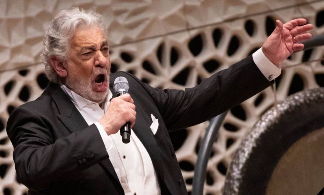 Plácido Domingo durante un concierto Plácido Domingo durante un concierto