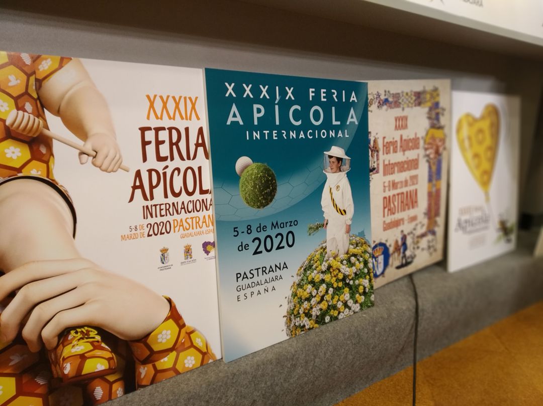 Carteles del concurso anunciador de la Feria Apícola Carteles del concurso anunciador de la Feria Apícola