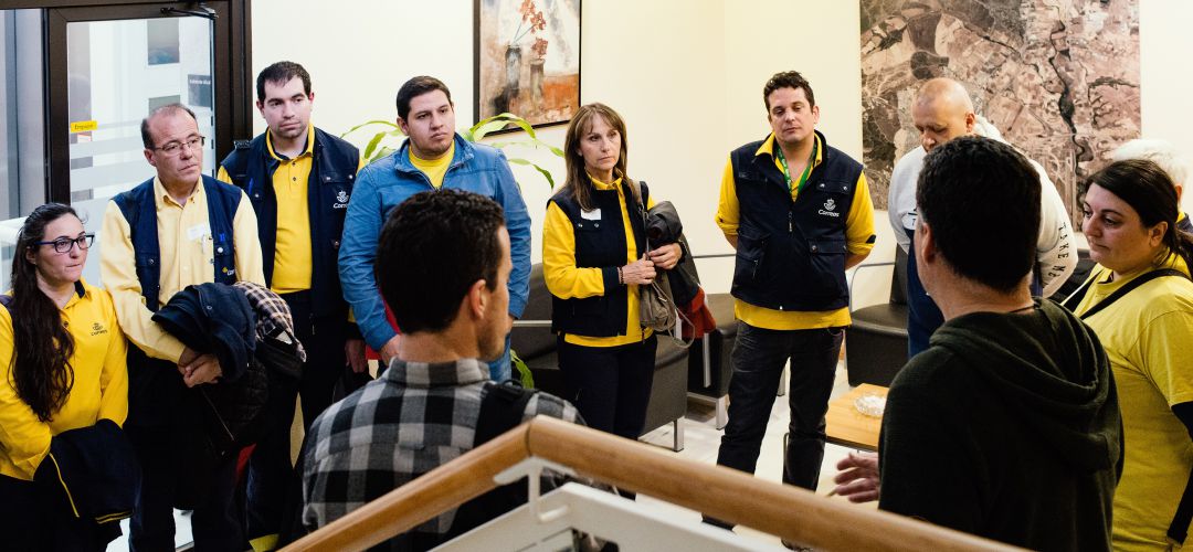 Representantes de la plantilla de Correos en Sanse con los portavoces de Mas Madrid y Podemos Representantes de la plantilla de Correos en Sanse con los portavoces de Mas Madrid y Podemos