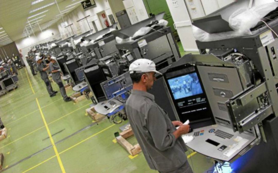 La factoria de Fujitsu en el polígono Guadalhorce de Málaga La factoria de Fujitsu en el polígono Guadalhorce de Málaga