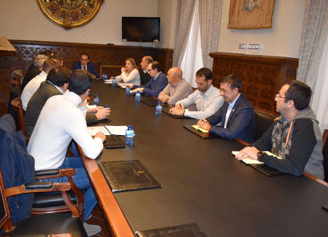 Reunión para el europeo de triatlón celebrada ayer Reunión para el europeo de triatlón celebrada ayer